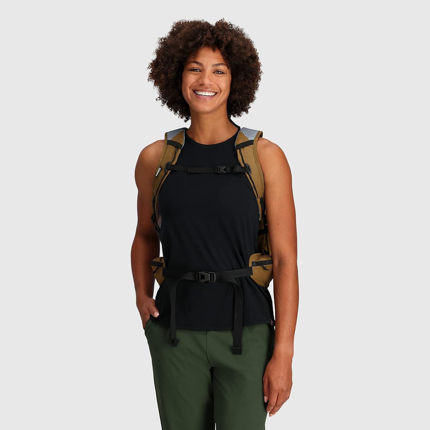 imageOutdoor Research Adrenaline Day Pack 30L Coyote 1 sizeCoyote
