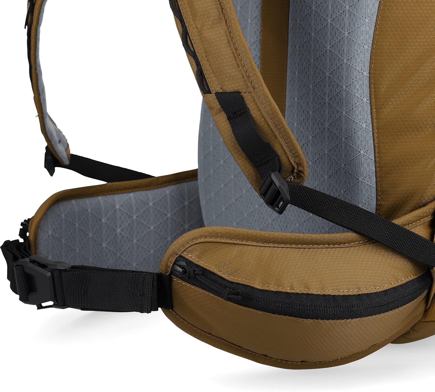 imageOutdoor Research Adrenaline Day Pack 30L Coyote 1 sizeCoyote